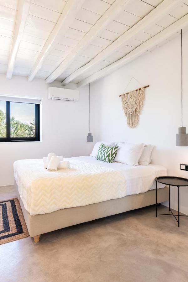 Yalos Mykonos 4 Bedroom Luxury House 5 Minute From Ornos Beach W Sea & Sunset View Mykonos Town Exterior photo